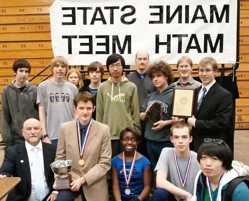 皇冠足彩 Math Team successful at 37th Annual 缅因州 State Math Meet